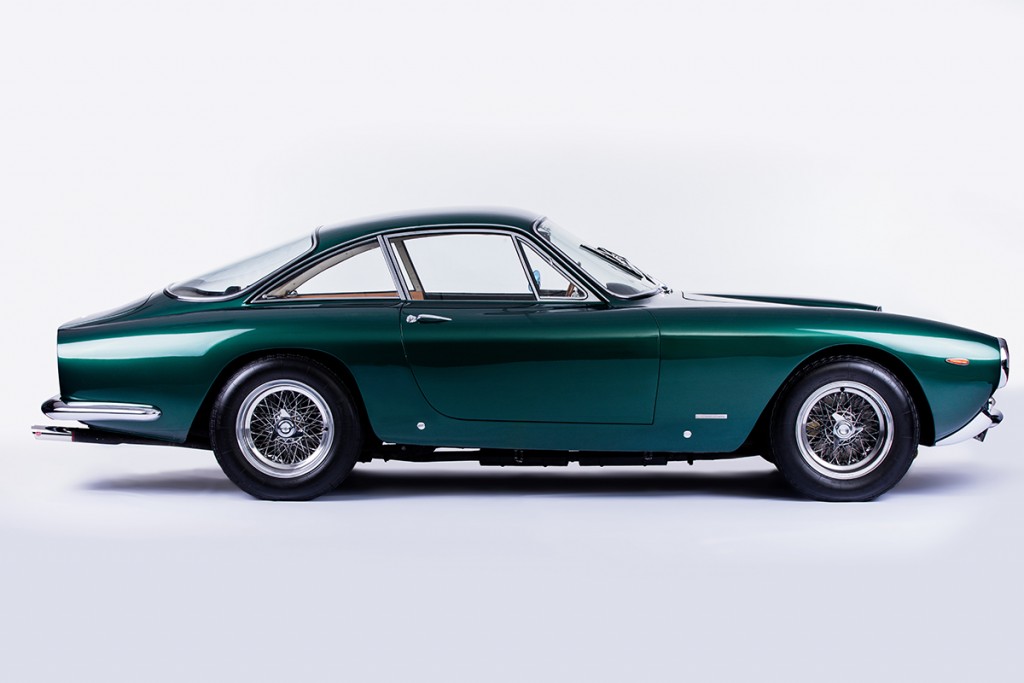 Miniature BBR 1/18 – Ferrari 250 Lusso Coupé 1963 – Rouge, Intérieur Noir – Avec Vitrine (BBR1843DV)